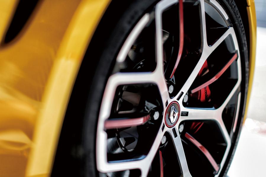 Колеса Renault Megane R.S. Trophy 2018 года  (JP) (фото 18 из 34)